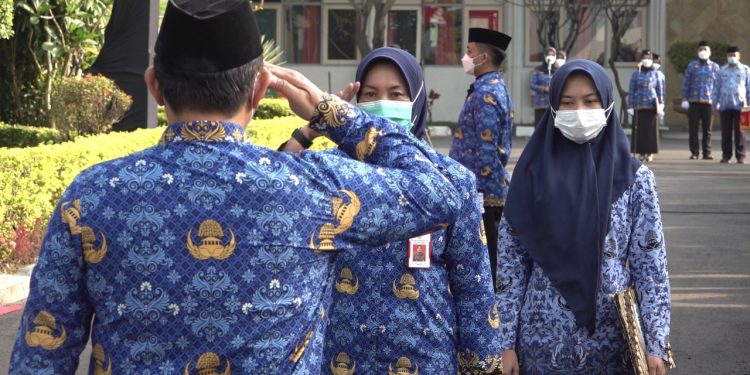 Peringati Hardiknas, Pemkab Bojonegoro Ajak PNS Selesaikan Tugas di 2022