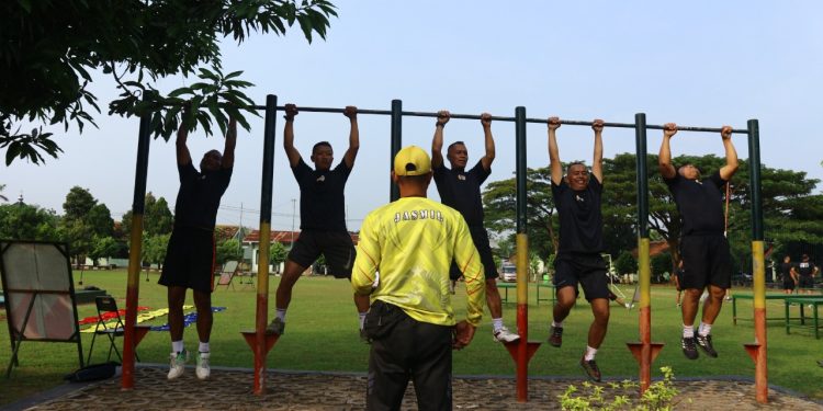 Prajurit Kodim 0811 Tuban Tes Kesegaran Jasmani Periodik I Tahun 2022