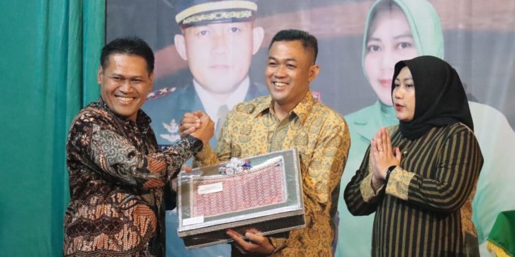 Letkol Inf Dani Indrajaya, S.I.P Gantikan Letkol Inf Ismulyono Tri Widodo, S.I.P Jabat Dandim 0804/Magetan