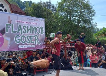 Goyang Serekan Ramaikan Event Internasional Flashmob Goser