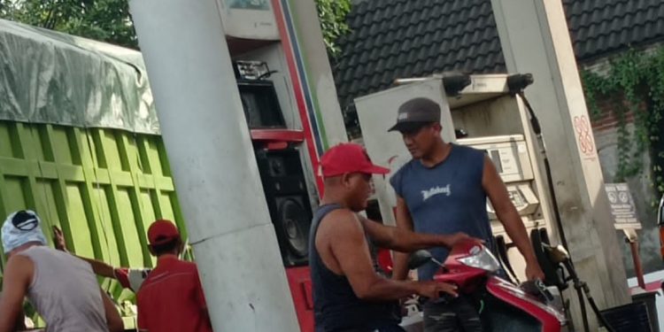 SPBU 5362324 Diduga Jual BBM Bersubsidi Gunakan Jerigen