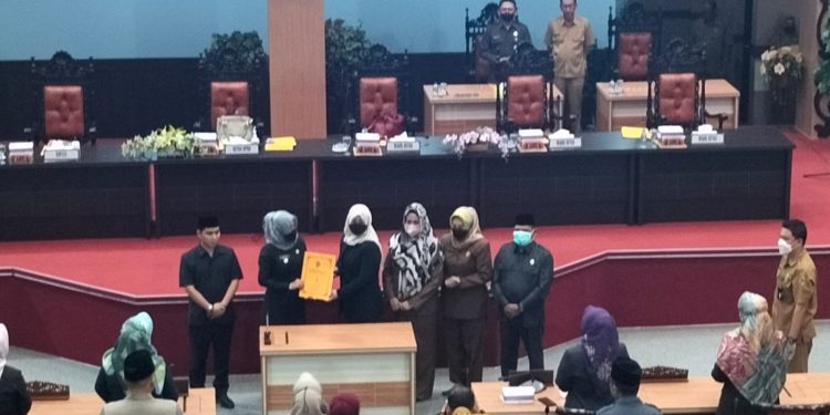 DPRD Kabupaten Mojokerto Gelar Rapat Paripurna Penandatangan 3 Raperda