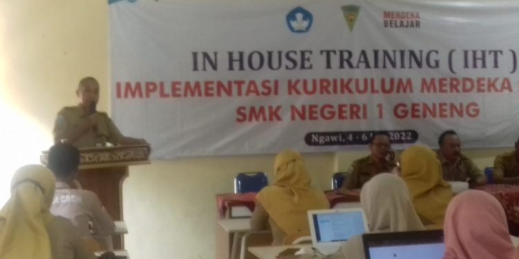 In House Training (IHT) Implementasi Kurikulum Merdeka (IKM) SMKN 1 Geneng