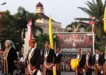 Kirab Pusaka dan Buceng Purak Momentum Grebeg Suro Ponorogo