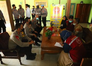 Kapolres Magetan Lakukan Home Visite Keluarga Anggota Sakit Menahun