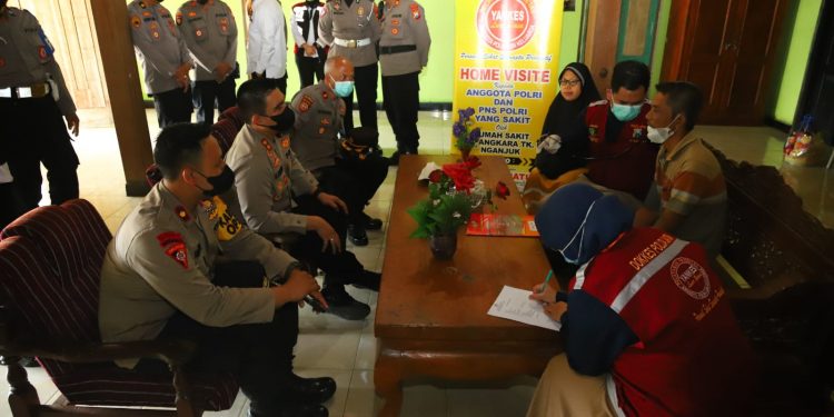 Kapolres Magetan Lakukan Home Visite Keluarga Anggota Sakit Menahun