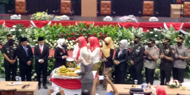 Rapat Paripurna DPRD Kabupaten Mojokerto Dengarkan Pidato Presiden Jokowi