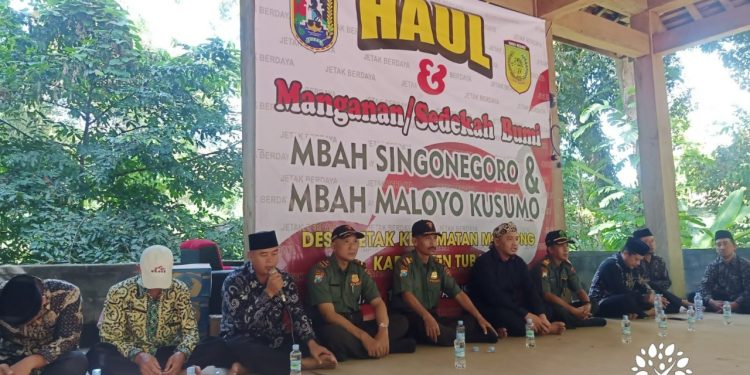 PP-KPH Tuban Bersama Pemdes Jetak Gelar Haul dan Sedekah Bumi Mbah Singo Negoro