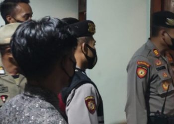 Petugas Gabungan Amankan Lima Pasangan Bukan Suami Istri