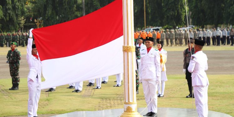 Upacara Bendera HUT Kemerdekaan RI Ke-77 Pemkab Tuban