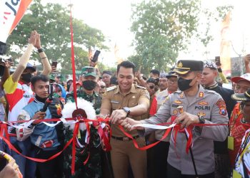 Pembukaan Jatirogo Expo 2022 Diwarnai Drumband dan Kirab Budaya