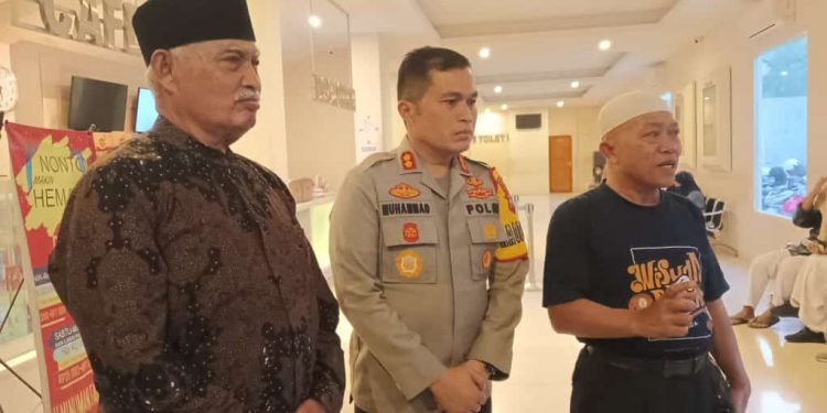 Kapolres Bojonegoro Nobar ‘Film ‘SAYAP-SAYAP PATAH’ Bersama Media