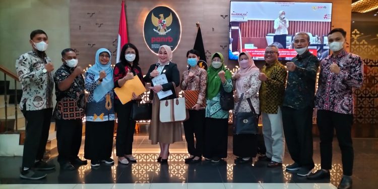 Komisi IV Curhat ke MenPAN-RB dan Menkes terkait Nasib Tenaga Honorer Nakes