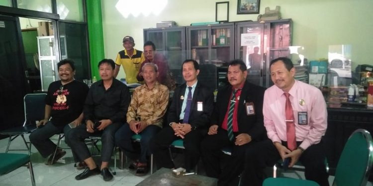 Pengurus Baru KPRI Budi Arta Disdik kabupaten Mojokerto Menempati Kantor Baru
