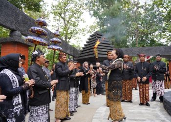 Dari Khayangan Api Kirab Api Abadi ke Pendopo Malowopati Sebagai Awal Kegiatan HJB 345