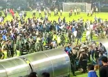 Duka Sepakbola Indonesia, Tragedi Stadion Kanjuruhan, 127 Orang Meninggal Dunia