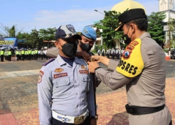 Kapolres Tuban Pimpin apel gelar pasukan dalam rangka operasi Zebra Semeru 2022