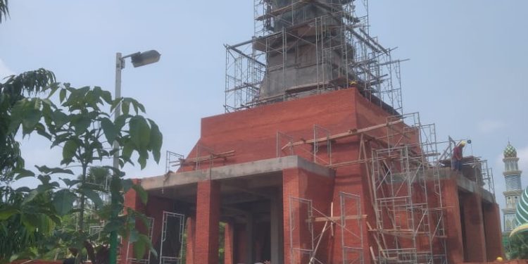 DPRD Kota Mojokerto Pesimis Proyek Skywalk dan Tugu Alun-alun Dapat Selesai