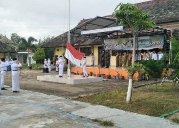 Jelang Hari Pahlawan, TNI Tanamkan Kedisiplinan Siswa SMAN 1 Bancar Tuban