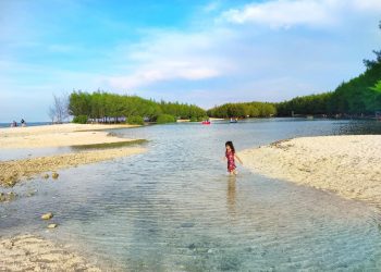 Berita Opini Oleh : 22313145 Umi Nur Kasanah Universitas Sunan Bonang Tuban