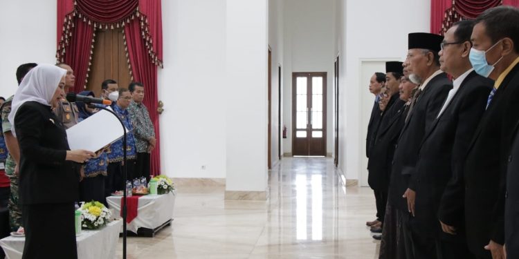 Bupati Anna Kukuhkan FKUB Bojonegoro