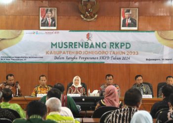 Ditangan Bupati Anna, Pertumbuhan Ekonomi Bojonegoro Meroket  Lima Tahun Terakhir
