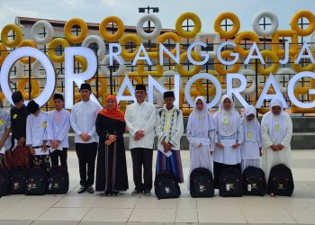 2000 Yatim Piatu dan Dhuafa Terima Santunan