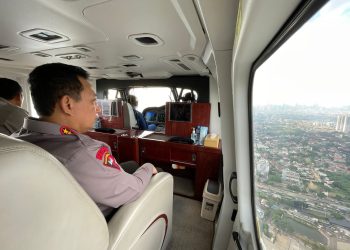 Naik Heli, Kapolri Pantau Langsung Arus Mudik di Jalan Tol dan Arteri