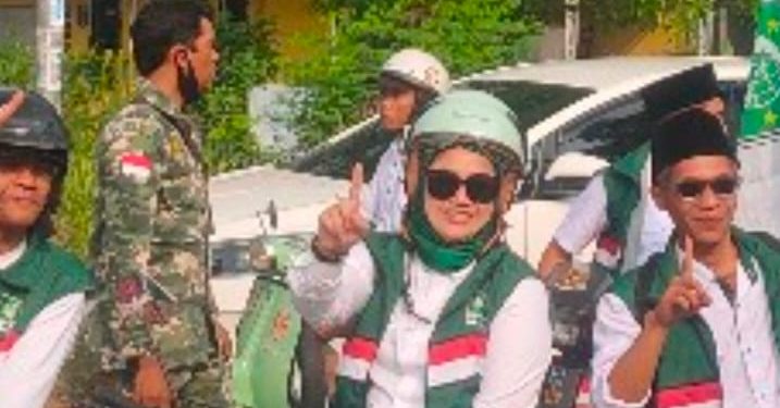 Konvoi Pakai Vespa DPC PKB Kabupaten Mojokerto Daftarkan Calegnya