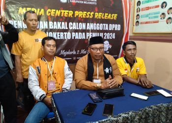 Partai Hanura Daftarkan Calegnya 50 orang ke kantor KPUD Kabupaten Mojokerto