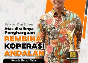 Bupati Tuban Terima Penghargaan Pembina Koperasi Andalan dari Ketua Dekopin