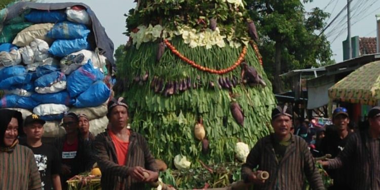 Kirap Satu Suro Di Desa Wonorejo Penonton Membludak