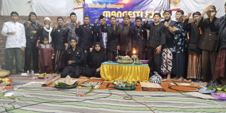 Padepokan Sambung Roso Mojopahit Gelar Umbul Dungo Tahun Baru Islam 1445 Hijriyah 1 Suro 1957 Saka