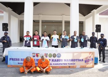 2 Orang Pengedar Pil Carnophen Dipamerkan Saat Press Release di Pendopo Kridho Manunggal