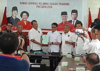 Projo Ganjar Resmi Gabung TKRPP PDI Perjuangan Siap Menangkan GP Jadi Presiden