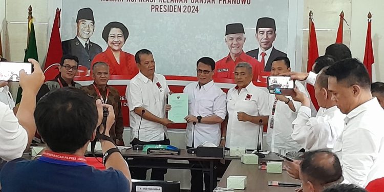 Projo Ganjar Resmi Gabung TKRPP PDI Perjuangan Siap Menangkan GP Jadi Presiden
