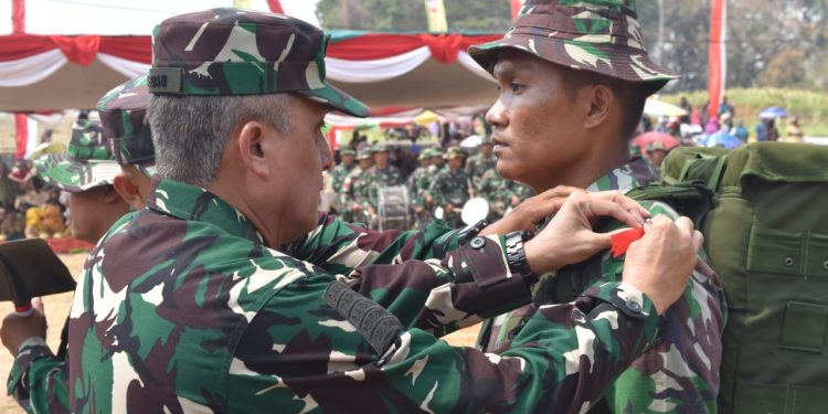 Kasdam V/Brw Resmi Menutup Program TMMD Ke-118 Kodim 0811 Tuban