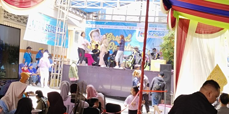 media siber kabarterdepan.com meresmikan kantor baru.