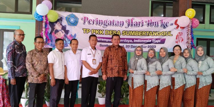 Pemdes Sumbertanggul Merayakan hari Ibu