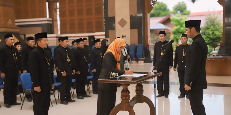 Pelantikan 36 Pejabat Administrator dan Pengawas di lingkungan Pemkab Tuban