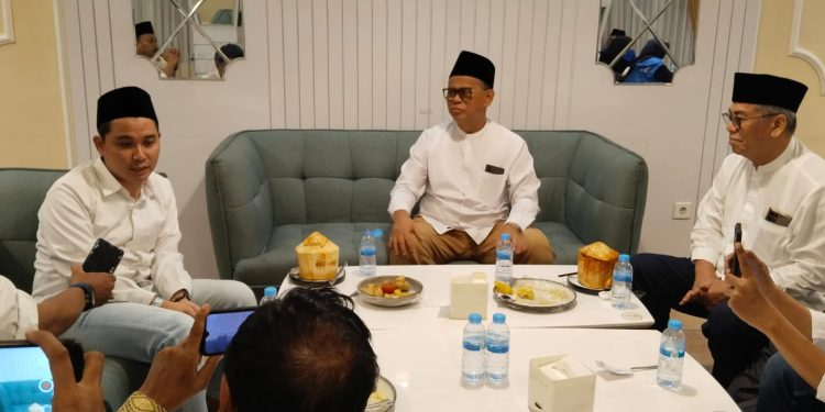 Momen Buka Puasa Bersama DPW PAN Jatim Dengan Prof. Dr. KH. Asep Saifuddin Chalim, M.A