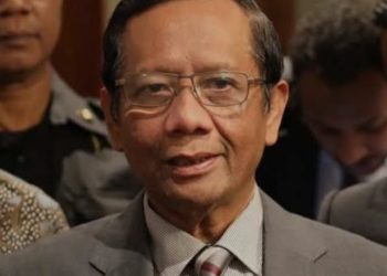 MK Tegaskan Pilkada 2024 Tetap November, Mahfud: Bagus, Cegah Dugaan Intervensi Jokowi