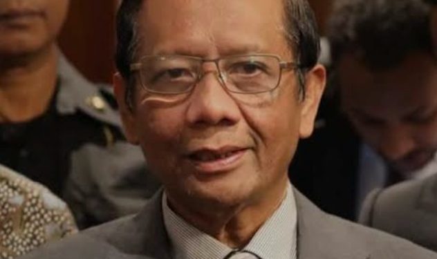 MK Tegaskan Pilkada 2024 Tetap November, Mahfud: Bagus, Cegah Dugaan Intervensi Jokowi