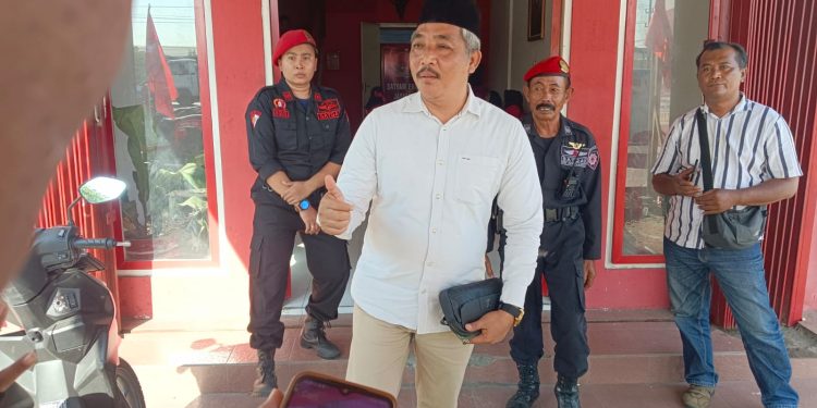 Agus Siswahyudi Kembalikan Berkas Formulir Pendaftaran Cabup – Cawabup Dari PDIP
