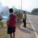 Polsek Jetis Bantu Fogging untuk Cegah DBD
