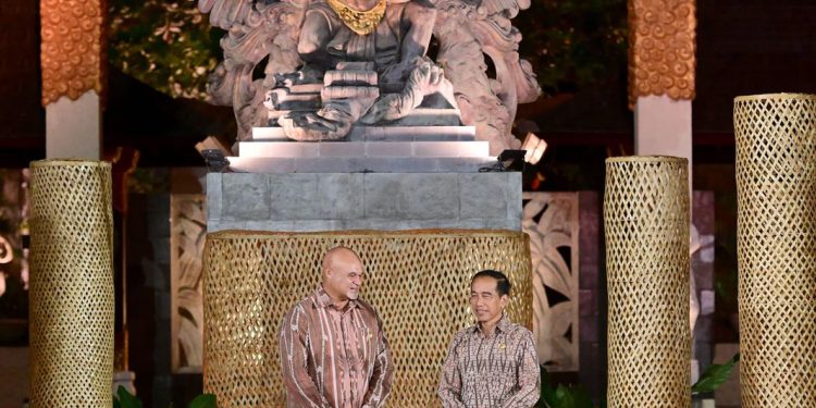 Presiden Jokowi Jamu Santap Malam Para Pemimpin dan Delegasi KTT WWF Ke-10 di GWK