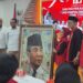 DPD PDIP Jatim Berkunjung ke Kantor Gerindra Serahkan Lukisan Bung Karno