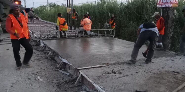 Proyek Peningkatan Ruas Jalan Kepuhanyar –  Bangsal Mojokerto Telah Rampung