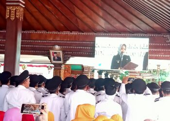 286 Kepala Desa di Kabupaten Mojokerto Terima SK Perpanjangan Jabatan