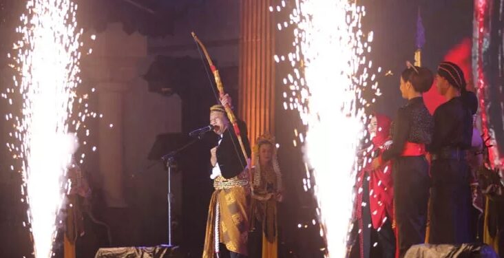 Lesatan Anak Panah Bupati Ponorogo Jadi Penanda Pembukaan Grebeg Suro 2024